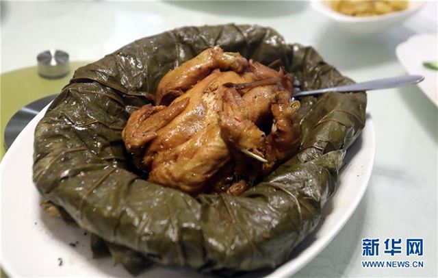 (图文互动·香港故事)(4)寻找香港街头巷尾的“武侠味”