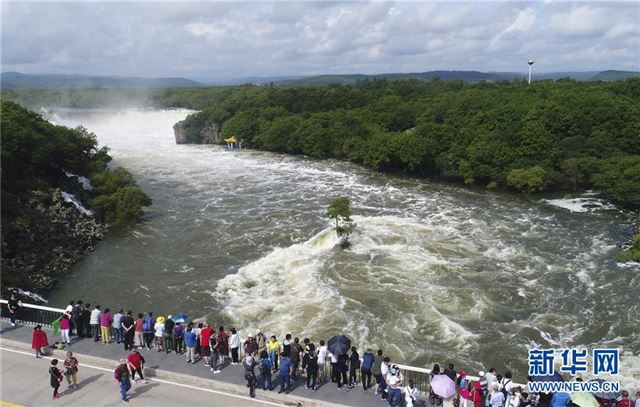 #（环境）（3）黑龙江牡丹江：镜泊湖大瀑布引客来 