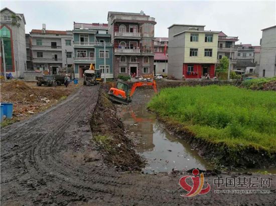 14240993028735802_49.jpg 14240993028735802_49.jpg