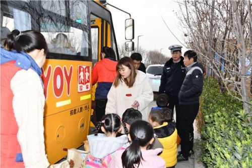 5c0b17f69d79f.jpg 2 (1)_副本.jpg