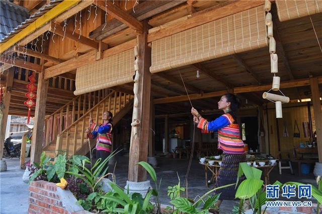 （社会）（1）基诺族村民姿梅的农家乐致富经