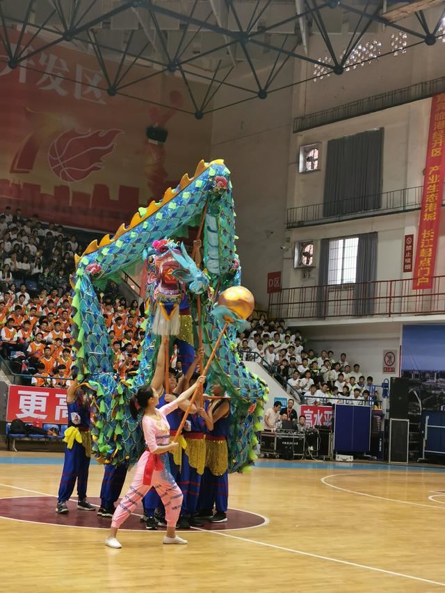 四川省国家级经济技术开发区第三届篮球邀请赛在内江举行