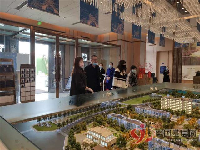 01493035321682533_86.jpg 01493035321682533_86.jpg