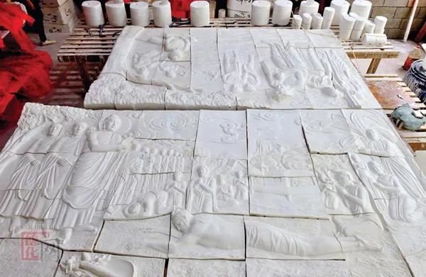 “陶艺匠师”陈建评:勇于挑战 创作国内最大“中国白”浮雕