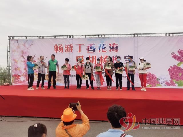 10112827704856323_86.jpg 10112827704856323_86.jpg