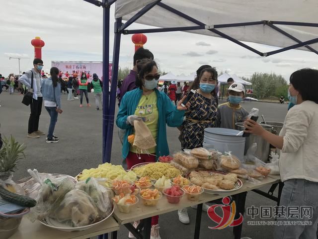 10130750887944098_86.jpg 10130750887944098_86.jpg