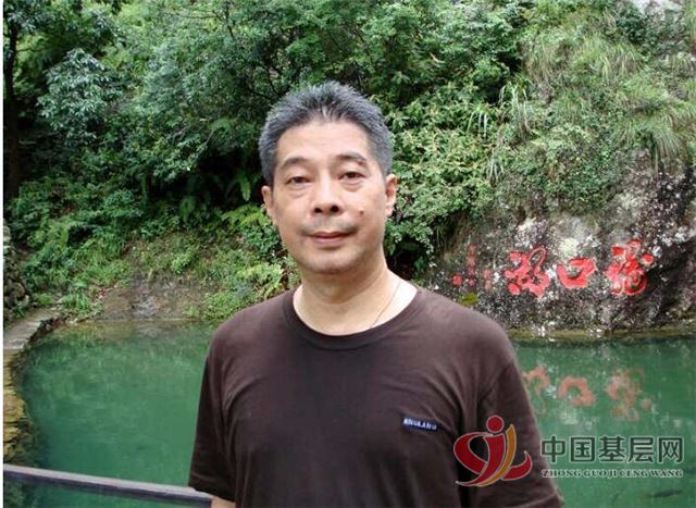 05434203321883757_93.jpg 05434203321883757_93.jpg