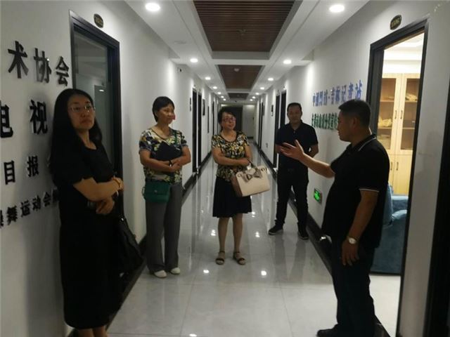 图片2.jpg 图片2.jpg