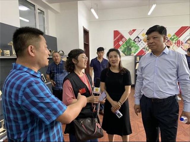 图片3.jpg 图片3.jpg