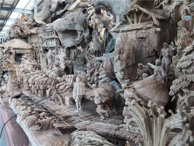 图片包含 户外, 岩石, 建筑, 木桩
描述已自动生成