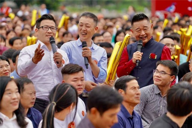 10351605926560011_90.jpg 10351605926560011_90.jpg