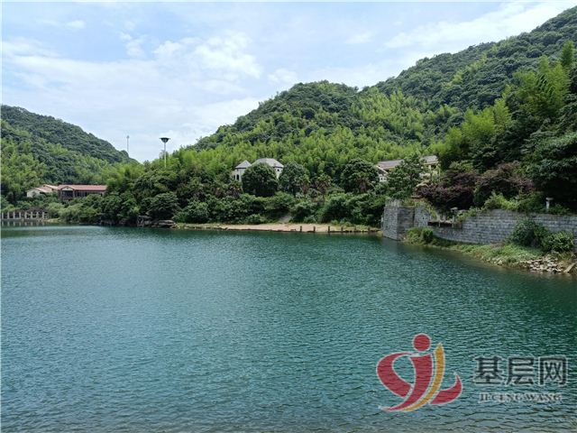 09474756368663649_105.jpg 09474756368663649_105.jpg