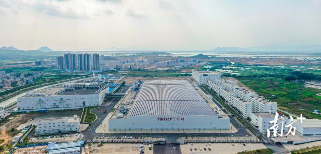 上半年,汕尾规模以上工业增加值增长28.7%。 上半年,汕尾规模以上工业增加值增长28.7%。