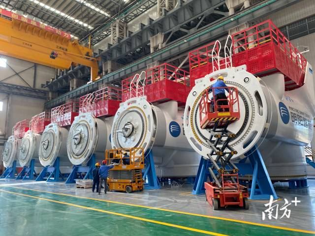 汕尾大力发展海上风电装备制造业。 汕尾大力发展海上风电装备制造业。