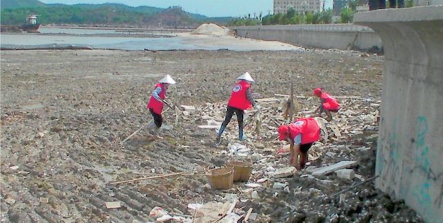 海滨大道人造沙滩改造前。 &nbsp;通讯员供图