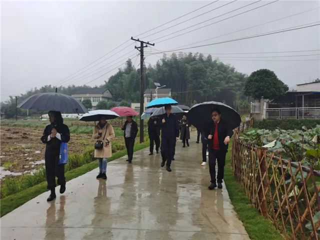 1142024752971613_105.jpg 1142024752971613_105.jpg