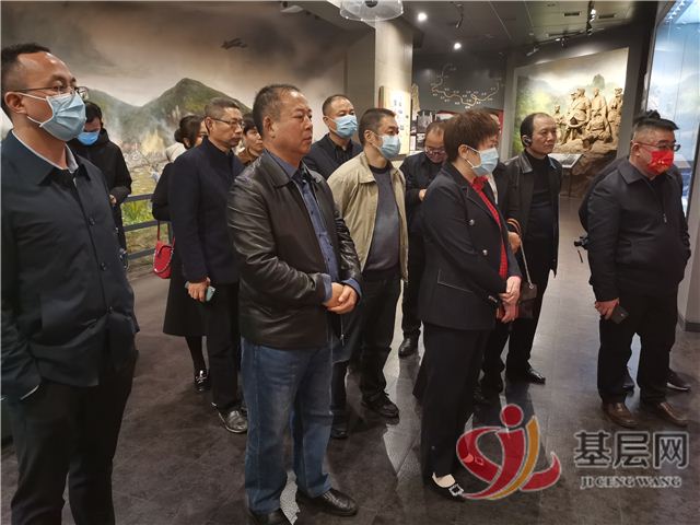 09433017614276734_75.jpg 09433017614276734_75.jpg