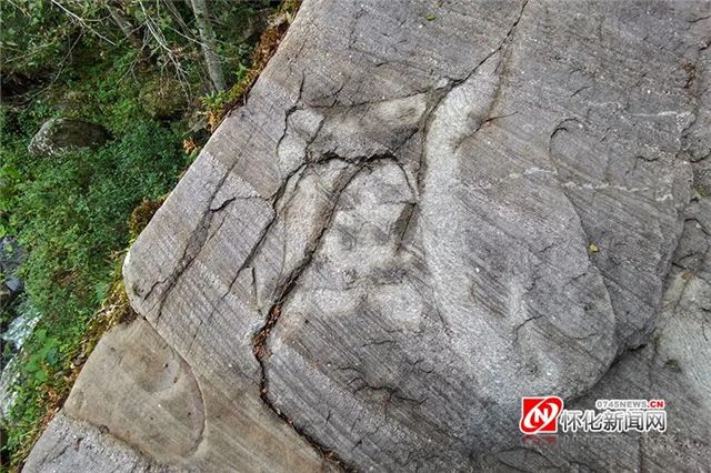 13382419835013929_105.jpg 13382419835013929_105.jpg