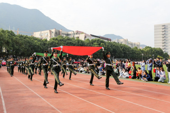 14260496427761446_105.png 14260496427761446_105.png