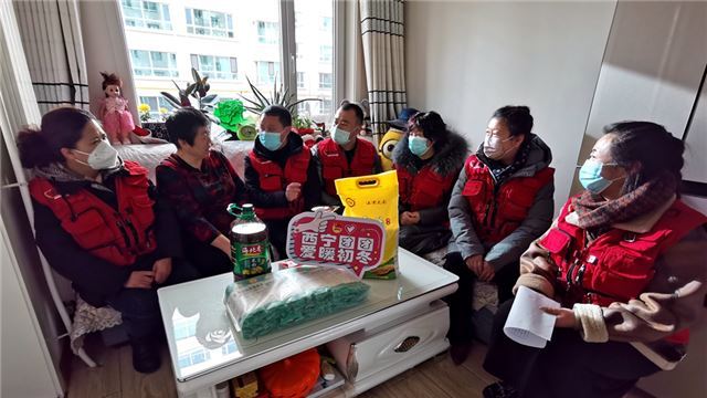 团团送暖·真情助困,走进瑞驰社区