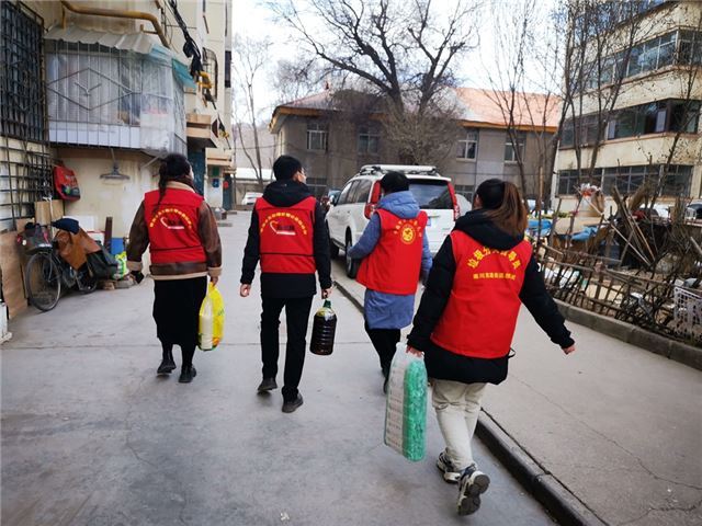 团团送暖·真情助困,走进瑞驰社区