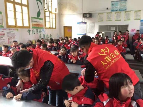 09241331749431284_18.jpg 09241331749431284_18.jpg