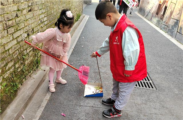 14374156364255176_110.jpg 14374156364255176_110.jpg