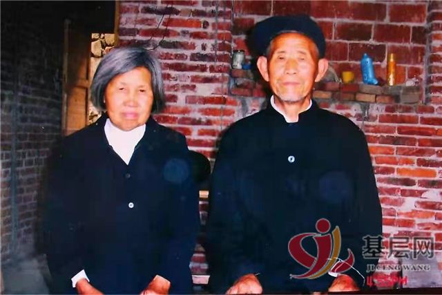 15534105349990199_75.jpg 15534105349990199_75.jpg