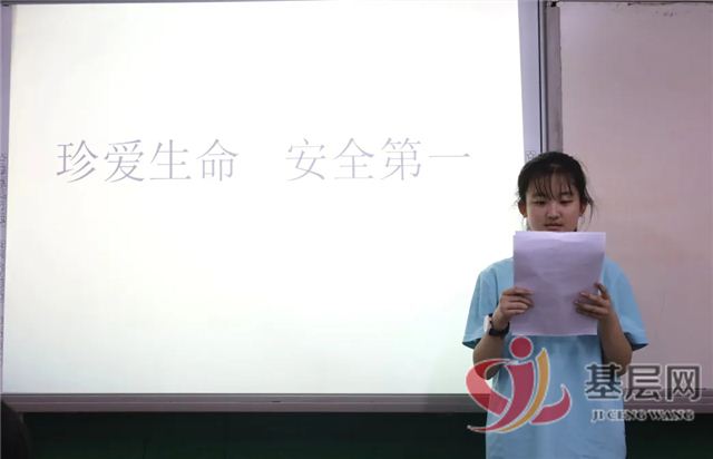 10221124616718316_94.jpg 10221124616718316_94.jpg