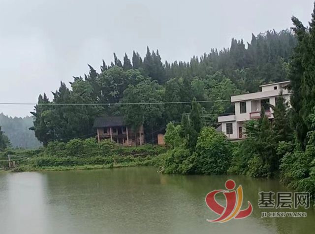 15504644946188502_75.jpg 15504644946188502_75.jpg