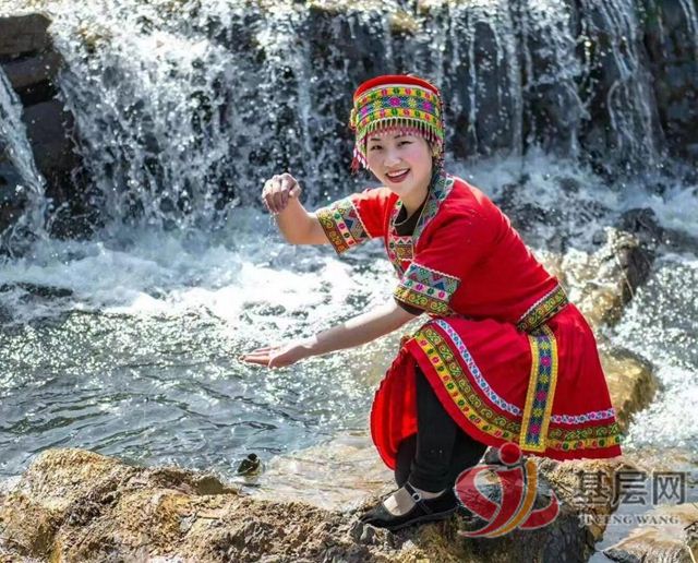 11113919972709332_75.jpg 11113919972709332_75.jpg