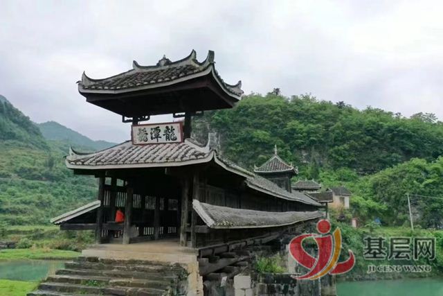 12513836526329732_75.jpg 12513836526329732_75.jpg