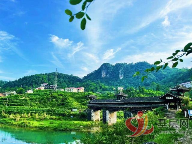 12515767807106408_75.jpg 12515767807106408_75.jpg