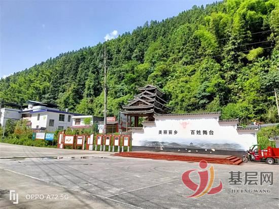 1021117726519938_92.jpg 1021117726519938_92.jpg