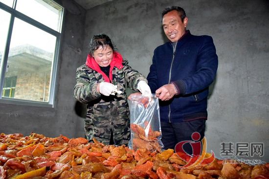 1629485749664438_92.jpg 1629485749664438_92.jpg