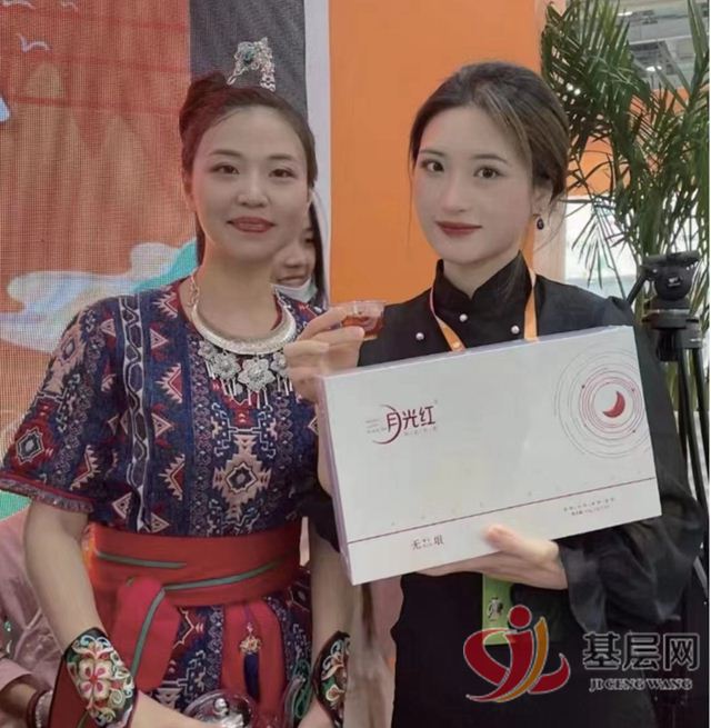 13313296773232538_75.jpg 13313296773232538_75.jpg