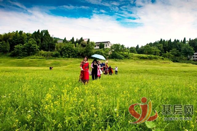 12120165434045575_75.jpg 12120165434045575_75.jpg