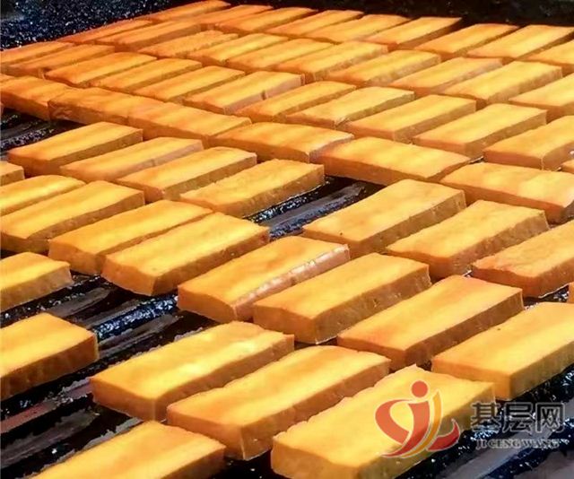 12121583119179379_75.jpg 12121583119179379_75.jpg