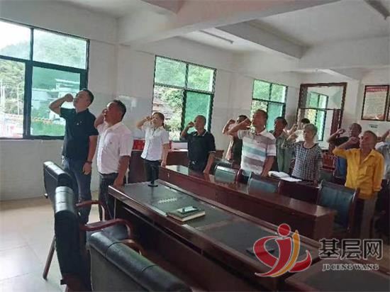 22122052782448432_92.jpg 22122052782448432_92.jpg