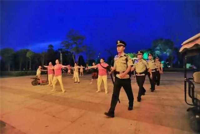 08564353549997775_124.jpg 08564353549997775_124.jpg