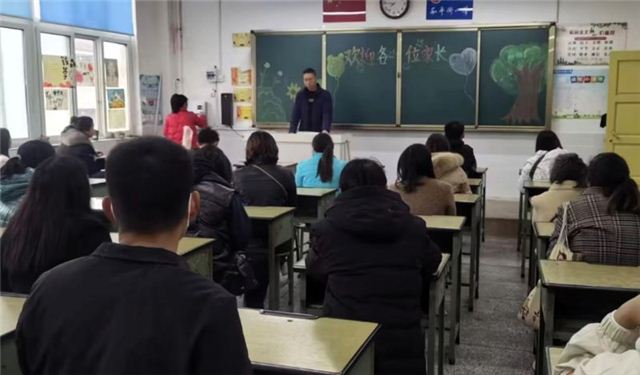 14345772885161879_129.jpg 14345772885161879_129.jpg