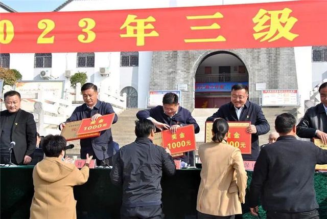 10064992596533163_124.jpg 10064992596533163_124.jpg