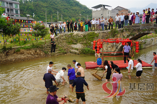 12294592362651878_92.png 12294592362651878_92.png