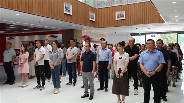 00100690628394740_88.jpg 00100690628394740_88.jpg