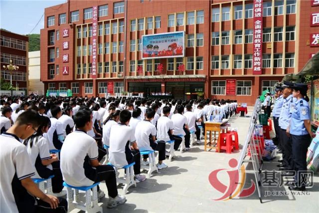 12210643679933312_68.jpg 12210643679933312_68.jpg