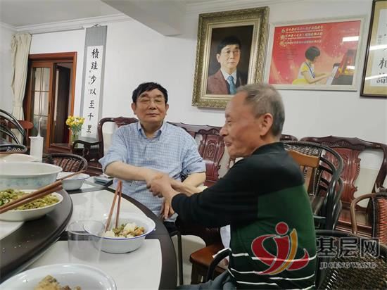 12241081925985718_92.jpg 12241081925985718_92.jpg