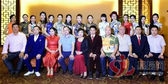 17090492082912498_92.jpg 17090492082912498_92.jpg