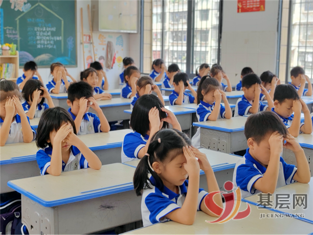 20452376663568753_75.png 20452376663568753_75.png