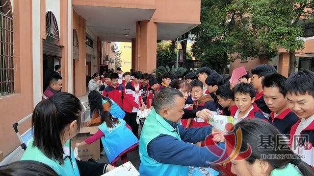 14394242598579727_75.jpg 14394242598579727_75.jpg